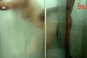 Amateur milf rough sex with big dick in shower