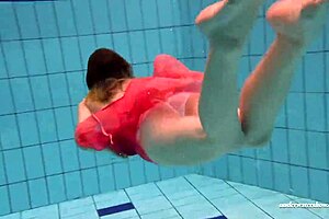 Blonde pornstar Bultihalo knows how to take balls in the ass