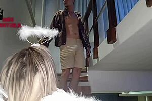 Find out their tricks in the art of dressers who can rule you in a world of pleasure