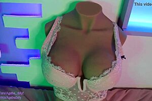 Muscular Latina squirts all over herself gets off with a tantaly doll