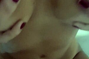 This amateur couple’s masturbation video features natural tits and ass