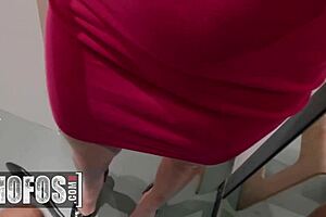 Bubble butt babe Lucy Heart can be paid for her sex with Erik Everhard