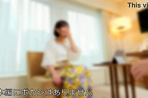 A chhinpo married woman goes crazy when hardcore penetration happens