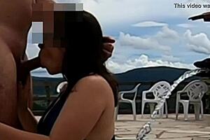The newscast amateur couple is seen having raw sex in the pool – full video at red