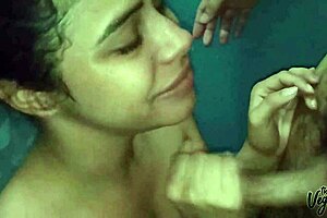 Live sex using a young couple filmed in the bathroom making love