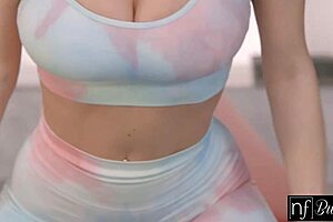 Big boobed sluts Angel Wicky and Josephine Jackson use hands and lips to satisfy one another