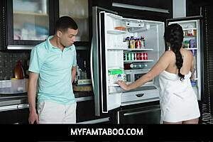 Xnxx – My fam taboo site ::erotica featuring Kourtney Kai sucks dick and gives a handjob in this fuck video