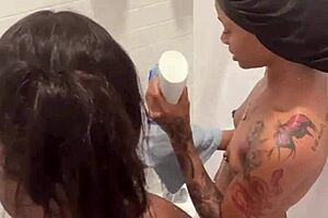 Discussions with a hot lesbian Majesty during showering