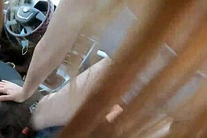 Guy has sex with slutty blonde in the snow