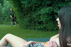 Slutty girl fuck various guys in the park