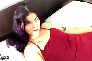 A horny amateur getting creampied by her stepsister in homemade video