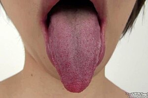 Japanese girl’s love for oral pleasure