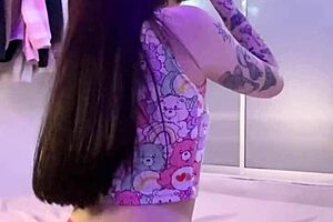 Pretty geek orgasm with homemade sex video