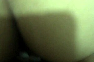 Venezuelan girl with a big butt (amateur)