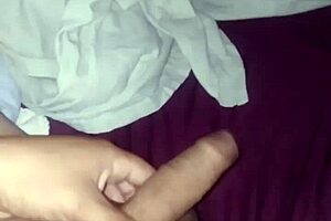 Video №1 Arica's amateur handjob and cock play in Chile