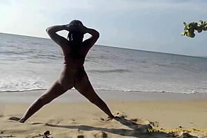 Outdoor video shows amateur couple enjoying public sex on a beach