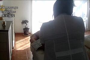 Watch obscure camera work recording actual Asian massage including handjob and a cumshot