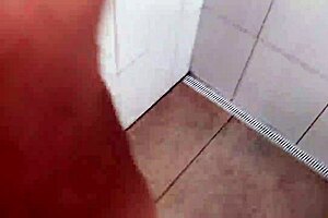 Deep throat fuking with a huge cock and a stepmom