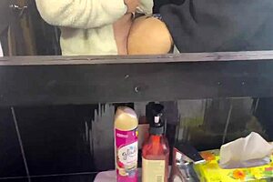 Cum on my face on the toilet of a nightclub you gave me a blowjob and a fuck