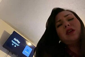 Real wife couple’s home steamy reverse cowgirl and blowjob video