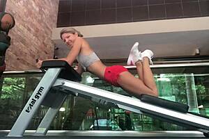 Brasileiro boy fucks beautiful blonde girlfriend Gina Gerson during workout session