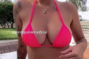 Corno and peitos Latina in HD