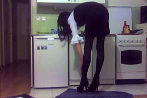 Sensual Shemale Cam Show: Alexcia's Solo Session