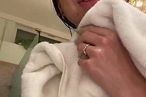 An Amateur Latina with a big booty gets paid by a BBC