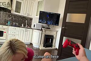 A slutty girl is fuc ked and creampied after winning at Mortal Kombat