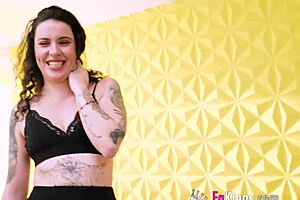 Sara Salamanca educates horny young man on sex and then suck him