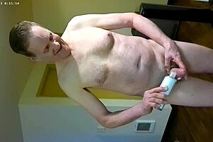 Solo session with a huge dick