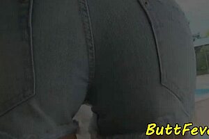 Euro slut gets an anal fucking and a jizz