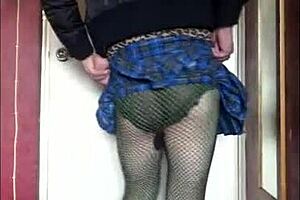 NSFW Bi curious crossdresser looking for someone to pee in front of the camera for a home video