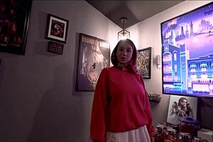 Roxie Sinner experiences a break up and decides to get some comfort in her step sis