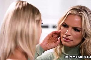 Emma Hixx showing Rachel Cavalli some tips having lap dance before her bachelorette party