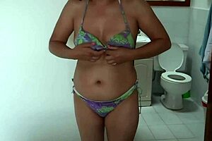 Amateur lessons – giant sensual woman loves to have sex with Exhibitionist Neighbors
