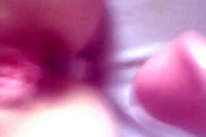 Amateur couple’s rapid anal scene with internal climax