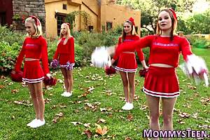 Surprising visit of the Stepmom results in pleasant experience