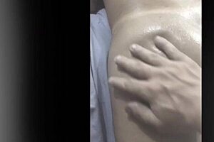 A sensual massage for Milw wife
