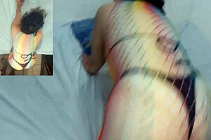 POV experience with a big booty amateur girlfriend in raw fucking doggy