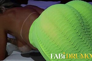 Raunchy mature woman leads trainer in motel session – Big clitoris and Big butूँ