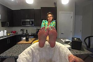 Lusting stepson enjoys at describing my attractive hot nyloned toes with full video display quality