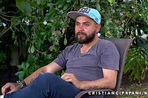 The trick of handsjob and blowjob from a Colombian porn instructor