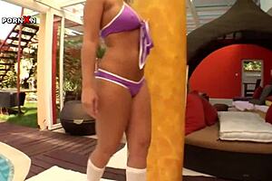 A stiff fuck with a stunning blonde beauty takes place in the pool side