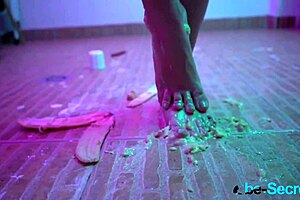 Latin beauty expresses pathologic craving, reports an empathic passion