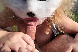 Backyard blowjob: Better hot wife oral experience in outdoors