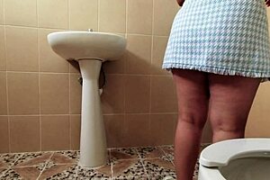 Naughty babe in a mini skirt roars for the release of sperm
