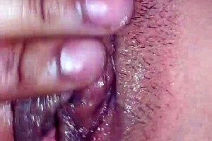 Amateur Asian petite pink rose lips gets licked and fingered