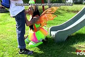 Precouse: skinny and emo girls performing naked blowjobs outdoors