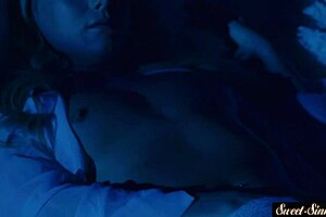 Erotic fantasy scene where tiny girl gets penetrated